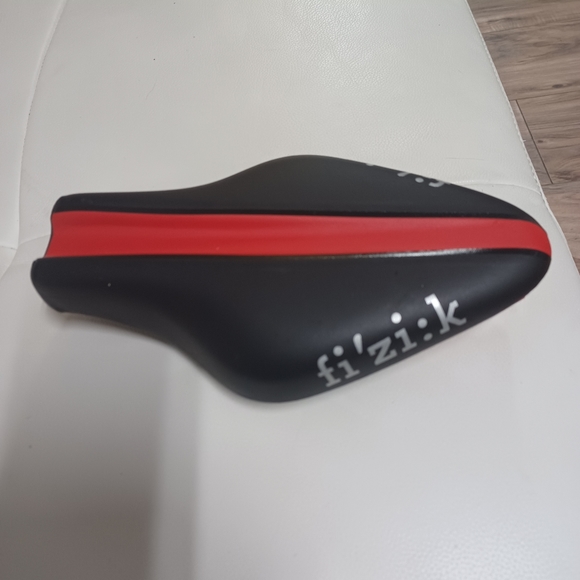 FIZIK Saddle - Picture 2 of 4